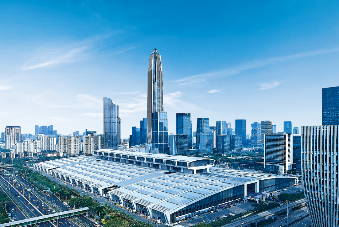 �㶫����չ����